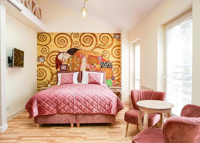 Main Square Platan Loft Collection